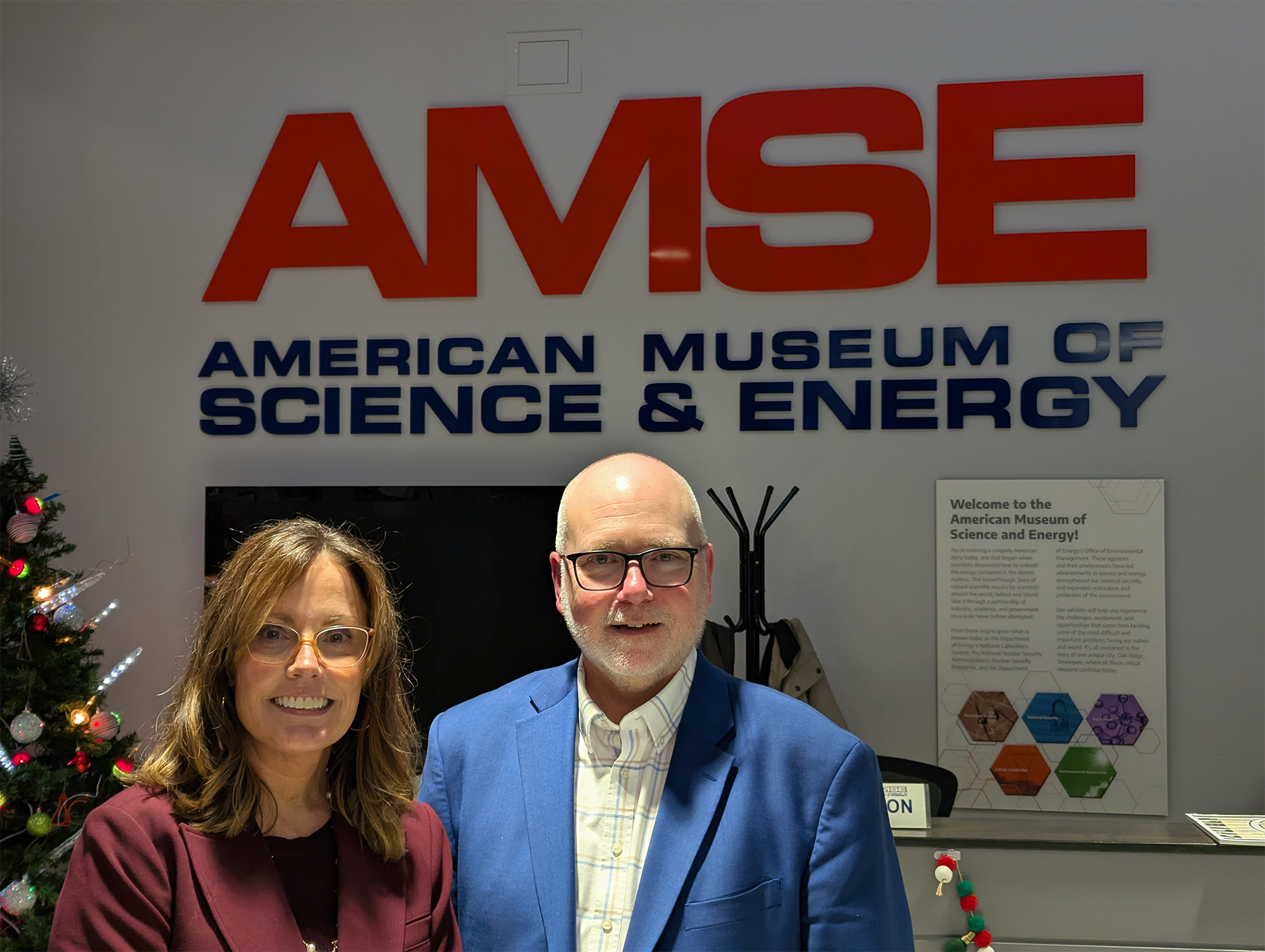 Tracy Boatner, president of the East Tennessee Economic Council, (left) and Alan Lowe, director of the American Museum of Science and Energy (right) Tracy Boatner, president of the East Tennessee Economic Council, (left) and Alan Lowe, director of the American Museum of Science and Energy (right)